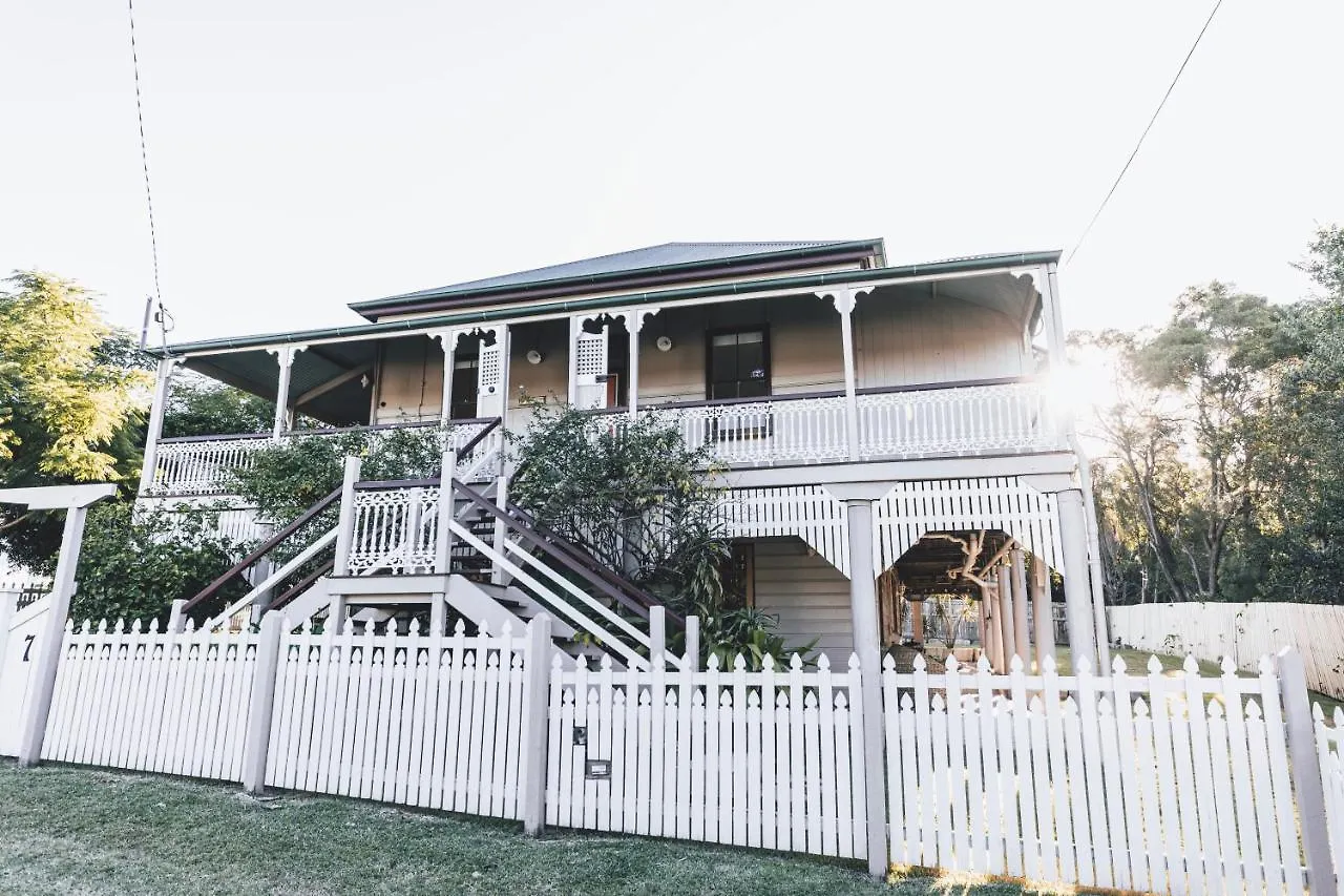 Ipswich Central Colonial 4&2 House + 2&1 Apartment