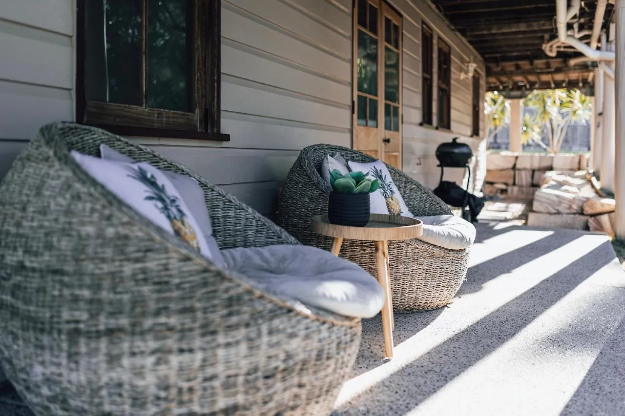 Ipswich Central Colonial 4&2 House + 2&1 Apartment Holiday home